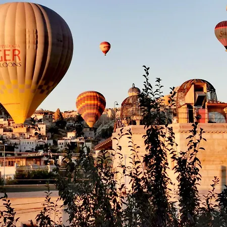 Falcon Cave 2* Goreme