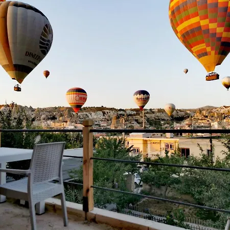 Falcon Cave Hotel 2*