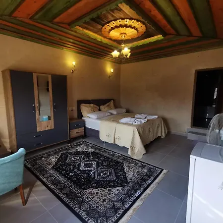 Falcon Cave 2* Goreme