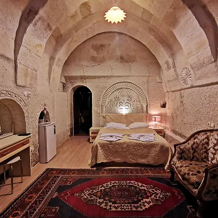 Falcon Cave 2* Goreme