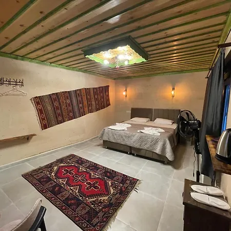 Hotel Falcon Cave 2*