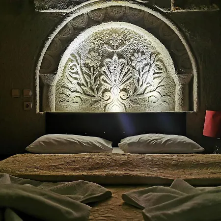 Falcon Cave 2* Goreme