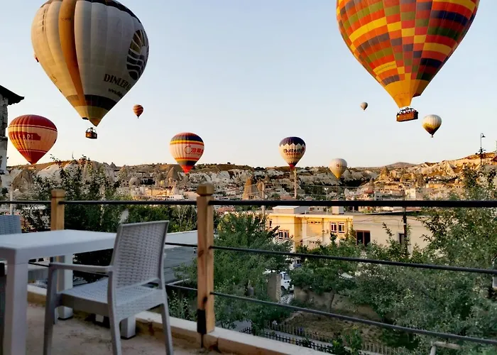 Falcon Cave Hotel 2*