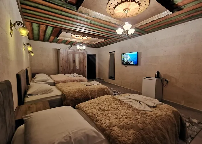 Falcon Cave Hotel Goreme