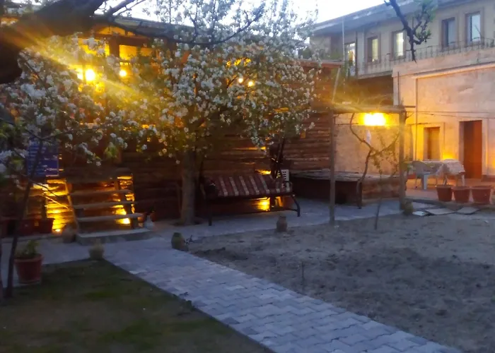 Hotel Falcon Cave 2*