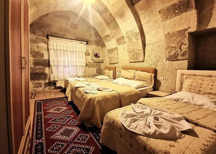 Hotel Falcon Cave 2*